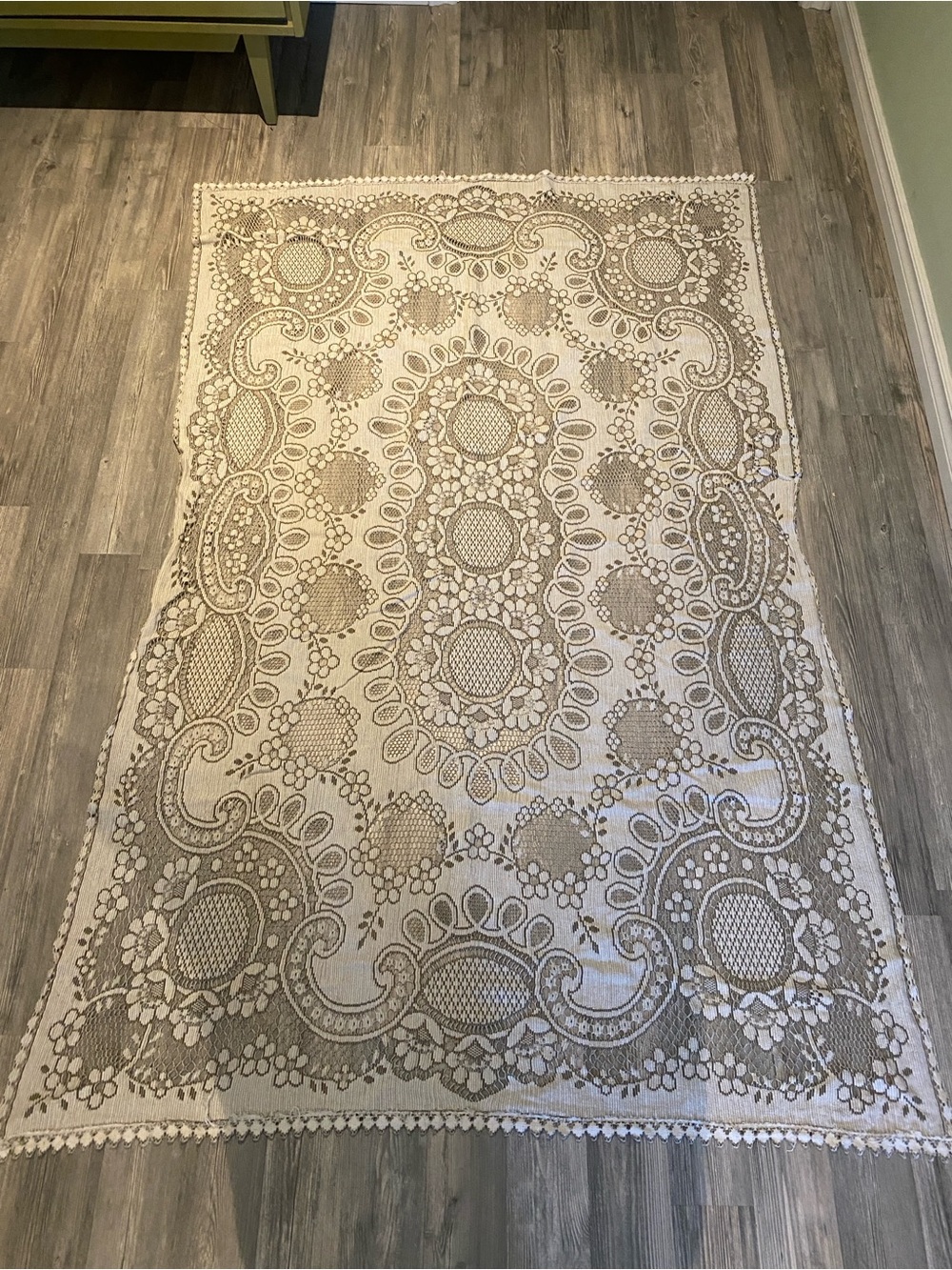 Vintage Lace Table Cloth
